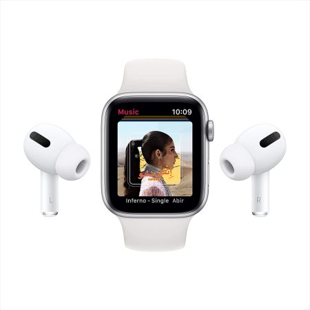 Apple Watch Nike SE GPS+ CELLULAR, 44mm Silver Aluminium Case with Pure Platinum/Black Nike Sport Band - Regular - Image 8