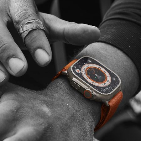 Apple Watch Ultra GPS + Cellular, 49mm Titanium Case with Orange Alpine Loop - Large, Precision - Image 4